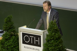 (2) Sensorik sei die „Schlüsseltechnologie“ des 21. Jahrhunderts, so Prof. Dr. Wolfgang Baier, Präsident der OTH. © OTH Regensburg, Florian Hammerich.jpg